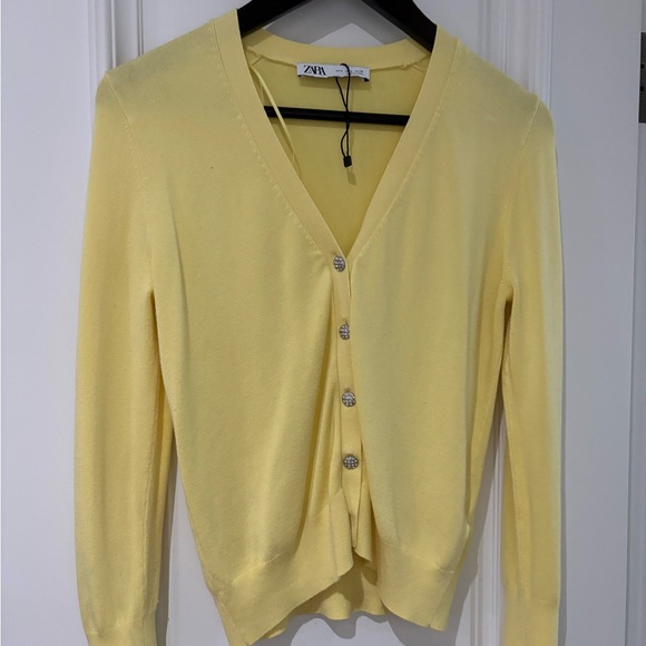 Cardigan - Picture 1 of 3